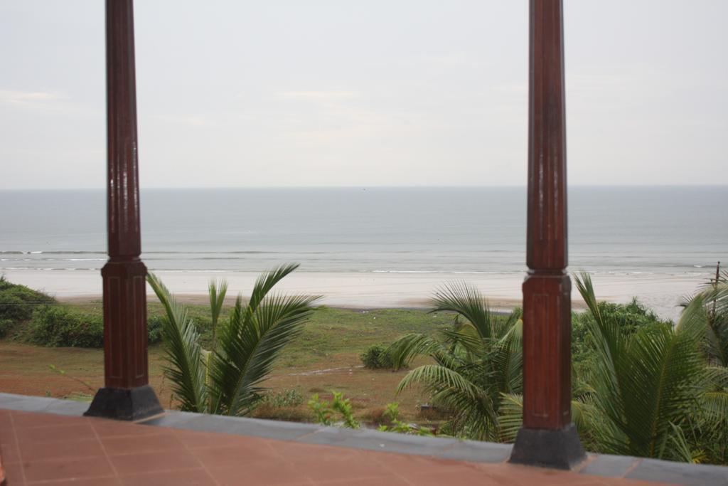 Beachfront Villas Ganpatipule Oda fotoğraf